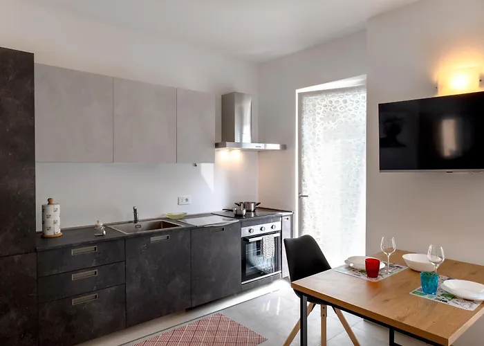 Casa Quadrifoglio - Spalavera Lejlighed Intra